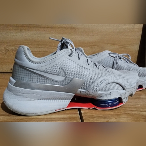 Women's Nike SuperRep size 10 - Picture 4 of 5